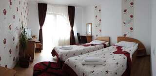 Гостевой дом Pensiunea Moldova Пьятра-Нямц Двухместный номер с 2 отдельными кроватями-4